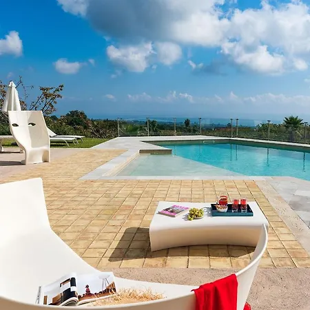 Sleeps 5 Pool Air Con Wifi Villa Zafferana Etnea