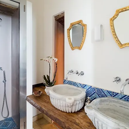 Sleeps 5 Pool Air Con Wifi Villa