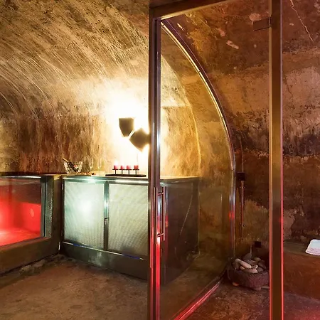 Sleeps 5 Pool Air Con Wifi *