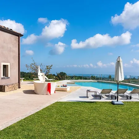 Sleeps 5 Pool Air Con Wifi Villa *